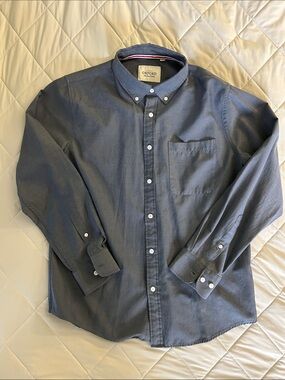 Oxford Men's Button-Down Shirt in Charcoal Gray
